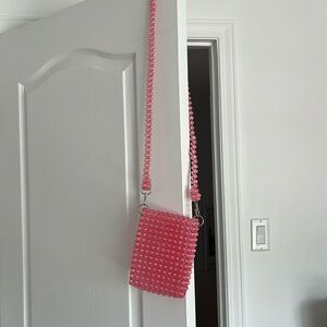 By winifred Phone bead purse